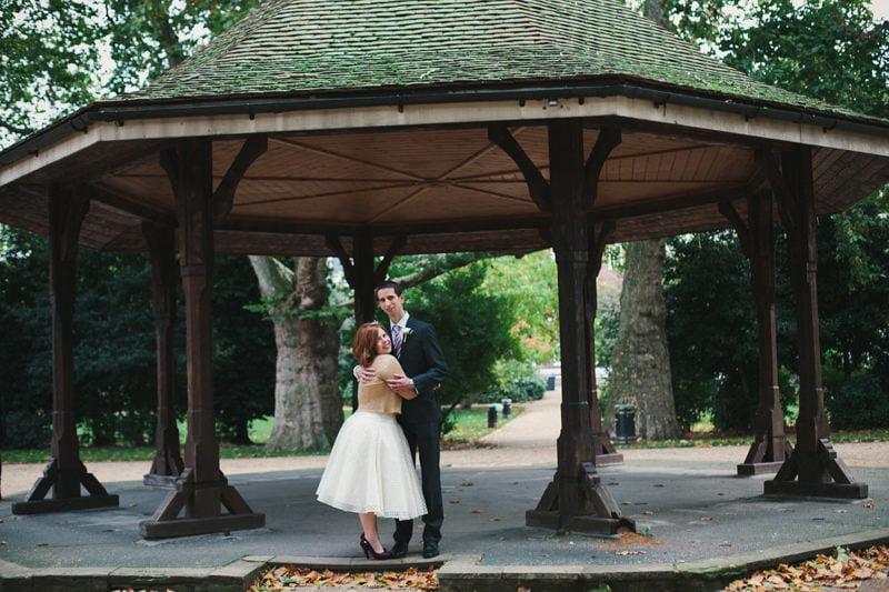 Quirky_Natural_London_Pub_Wedding_Photography_Maureen_Du_Preez-067