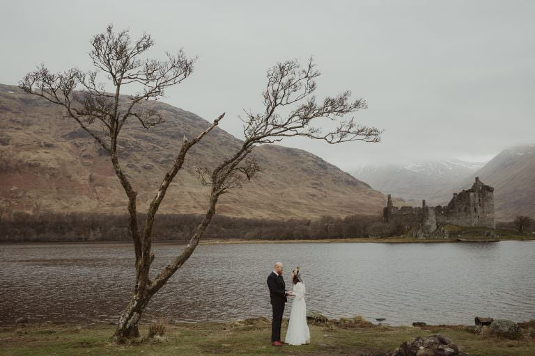 Kilchurn Castle Wedding / Rachel + Jamie